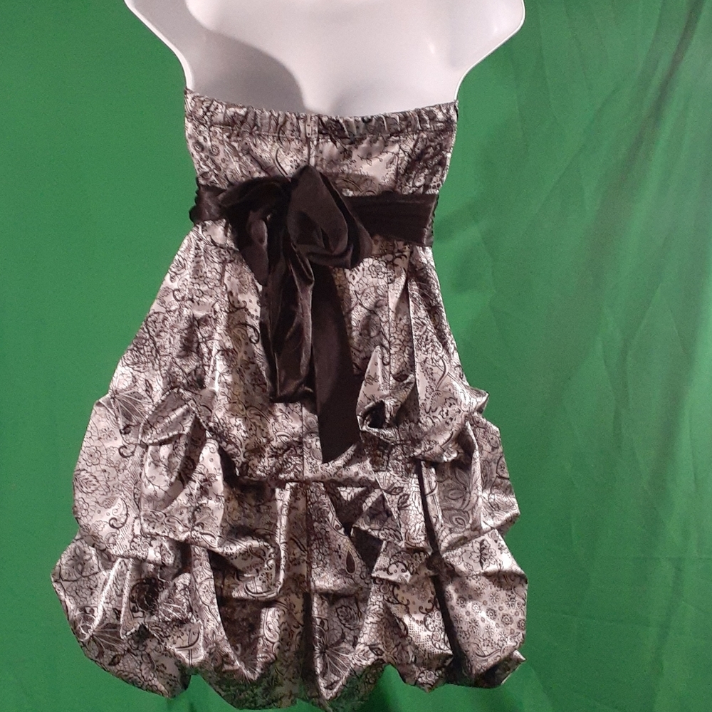 Ruby Rox Sz 11 Silver/Black Strapless Tiered Dress - image 3